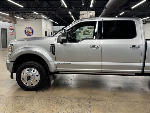 Used 2022 Ford F450 Platinum w/ FX4 Off-Road Package AWD/4WD image 5