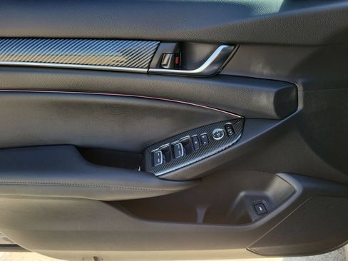 Used 2020 Honda Accord Sport image 20