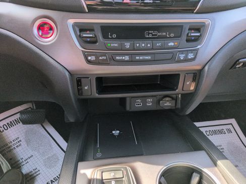 Used 2025 Honda Ridgeline RTL image 18