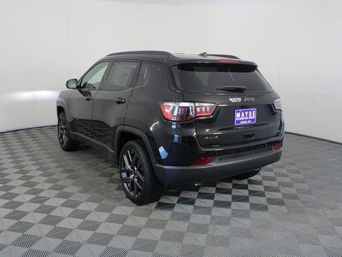 New 2026 Jeep Compass Limited w/ Limited Altitude Pack image 21