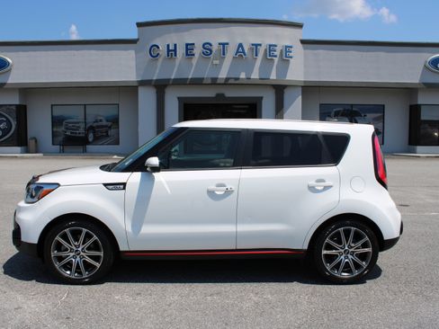 Used 2019 Kia Soul ! w/ Technology Package FWD image 1