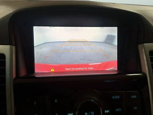 Used 2016 Chevrolet Cruze LT w/ Sun And Sound Package FWD image 15