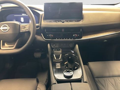 New 2026 Nissan Rogue Platinum AWD/4WD image 12