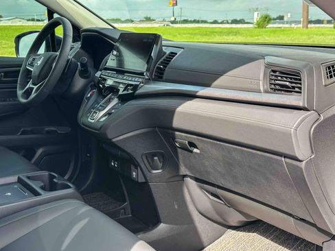 Used 2026 Honda Odyssey EX-L image 24