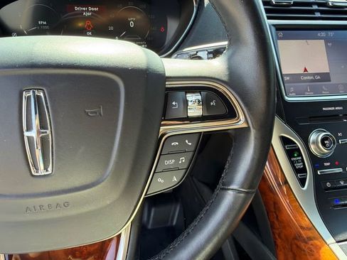 Used 2019 Lincoln Nautilus Reserve w/ Driver Assistance Package image 26