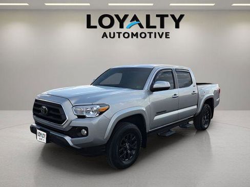 Certified 2022 Toyota Tacoma SR5 w/ SR5 Appearance Package (SM) RWD image 1