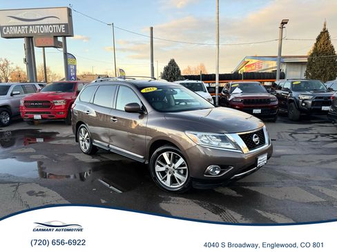 Used 2015 Nissan Pathfinder Platinum image 1