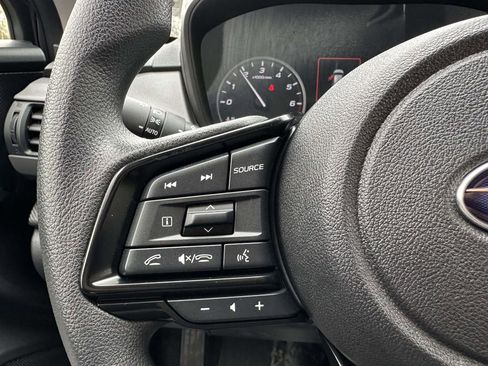 Certified 2025 Subaru Crosstrek 2.0i Premium image 31
