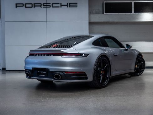 Certified 2024 Porsche 911 Carrera 4S w/ Premium Package AWD/4WD image 8