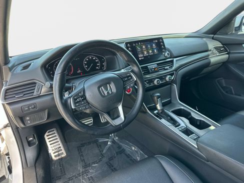 Used 2019 Honda Accord Sport image 15