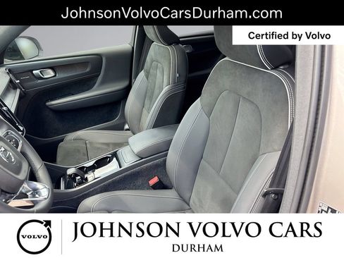 Certified 2023 Volvo XC40 Recharge Ultimate w/ Protection Package Premier AWD/4WD image 14