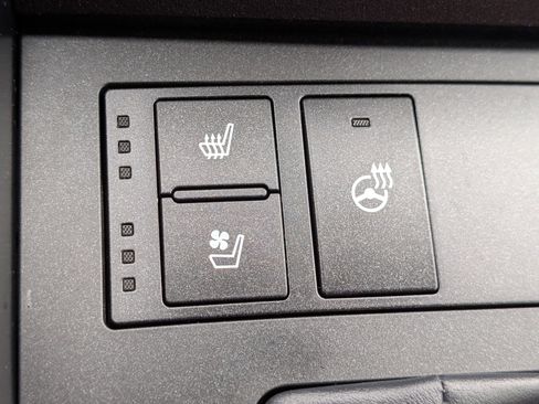 Certified 2024 Lexus IS 350 F Sport image 28