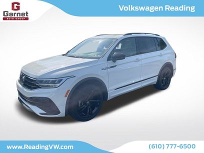 Certified 2024 Volkswagen Tiguan SE R-Line