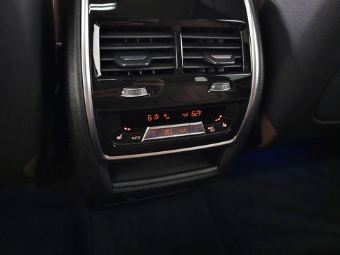 Used 2025 BMW X5 xDrive40i w/ Climate Comfort Package AWD/4WD image 40
