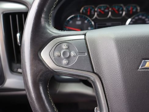 Used 2018 Chevrolet Silverado 1500 LT AWD/4WD image 7
