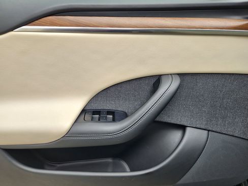 Used 2021 Tesla Model S Long Range image 18