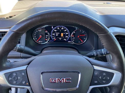 Used 2021 GMC Acadia SLT w/ Technology Package image 20