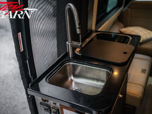 Used 2020 Mercedes-Benz Sprinter 2500 image 52