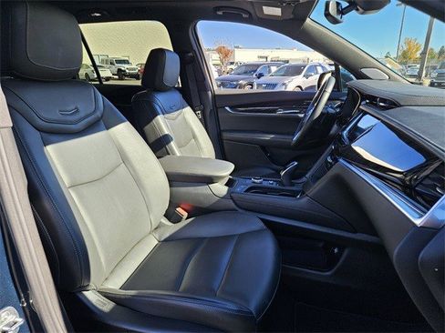 Certified 2025 Cadillac XT6 Premium Luxury image 19