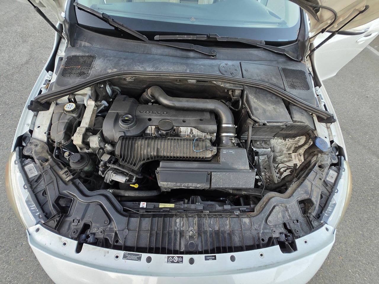 Used 2014 Volvo S60 T5 FWD image 32