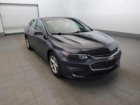 Used 2018 Chevrolet Malibu LT w/ Leather Package image 13