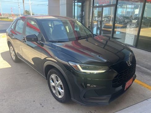 Used 2024 Honda HR-V LX image 2
