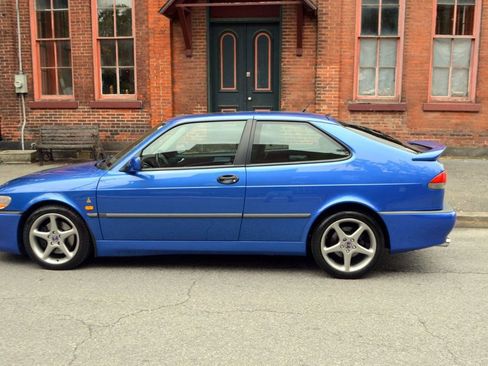 Used 1999 Saab 9-3 Viggen image 1