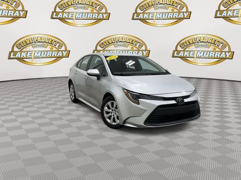 Used 2024 Toyota Corolla LE FWD image 5