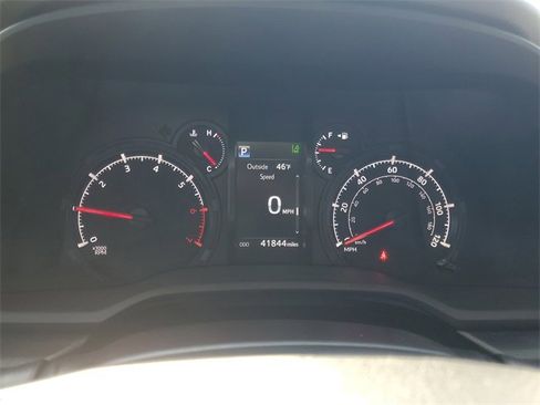 Used 2021 Toyota 4Runner SR5 Premium image 16