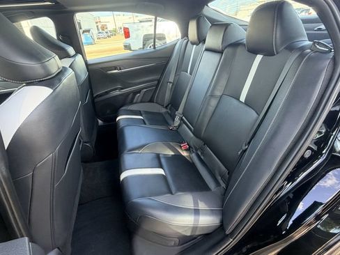 Used 2025 Toyota Camry SE w/ Convenience Package FWD image 27