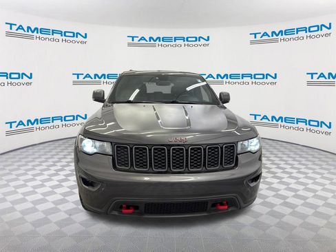 Used 2017 Jeep Grand Cherokee Trailhawk AWD/4WD image 8