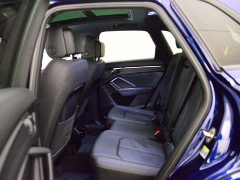 Certified 2025 Audi Q3 2.0T Premium w/ Convenience Package image 11