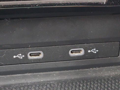 Used 2024 Volkswagen Atlas SE image 24