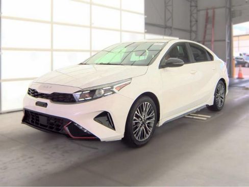 Used 2024 Kia Forte GT-Line FWD image 2