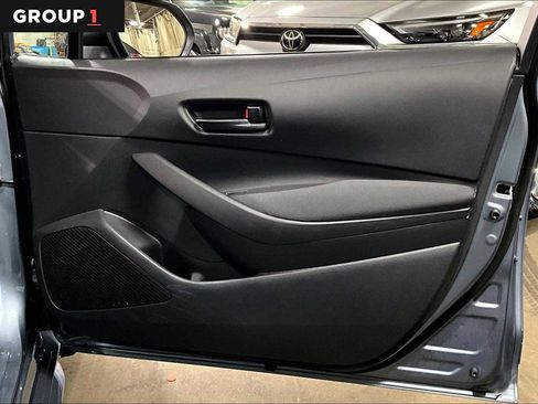 Used 2025 Toyota Corolla LE image 23