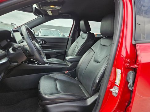 Used 2022 Jeep Compass Limited AWD/4WD image 14