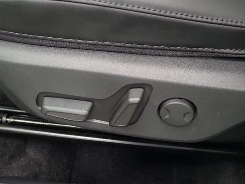 Certified 2024 Kia Niro EX FWD image 24