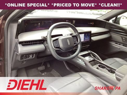 Used 2024 Lincoln Nautilus Premier w/ Jet Appearance Package AWD/4WD image 21