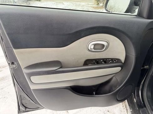 Used 2014 Kia Soul image 6