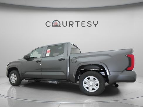New 2026 Toyota Tundra SR image 8