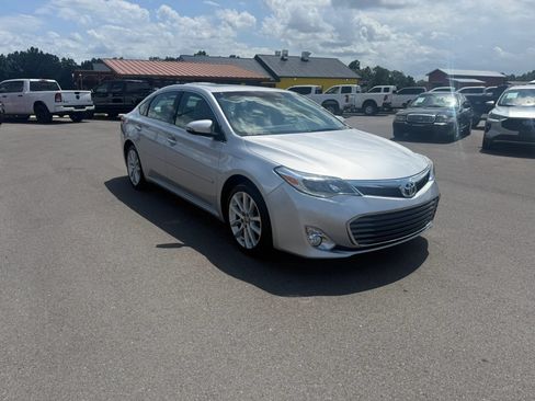 Used 2014 Toyota Avalon Limited FWD image 1