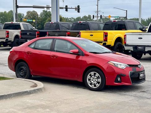 Used 2014 Toyota Corolla S FWD image 7