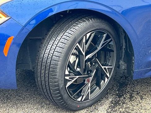 Certified 2025 Kia K5 GT-Line image 3