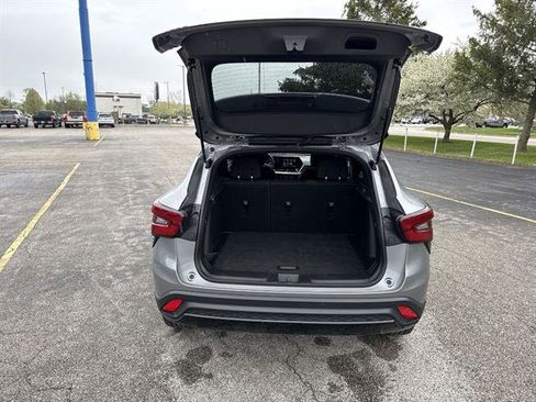 Used 2024 Chevrolet Trax RS w/ Driver Confidence Package FWD image 49