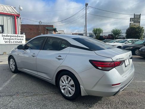 Used 2020 Nissan Sentra S image 6