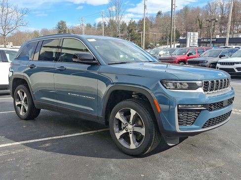 New 2026 Jeep Grand Cherokee Limited image 2