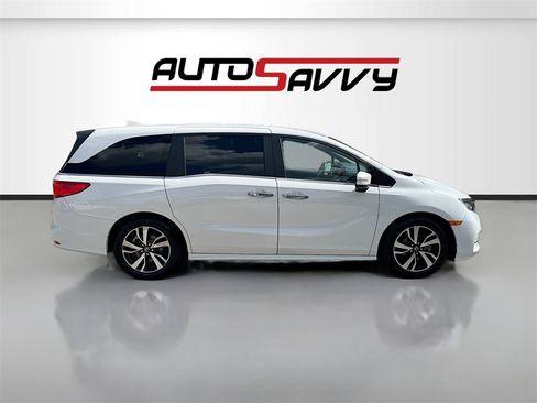 Used 2024 Honda Odyssey Touring image 8