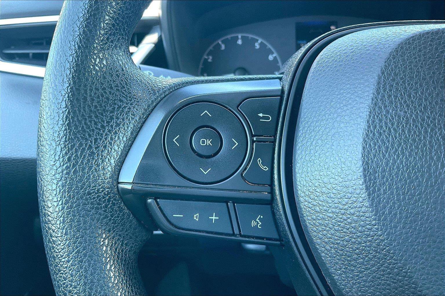 Used 2024 Toyota Corolla LE FWD image 19