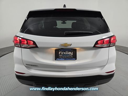 Used 2022 Chevrolet Equinox LS w/ LS Convenience Package image 5