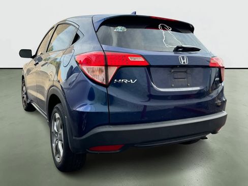 Used 2017 Honda HR-V LX image 3